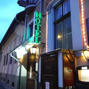 Illes Hotel